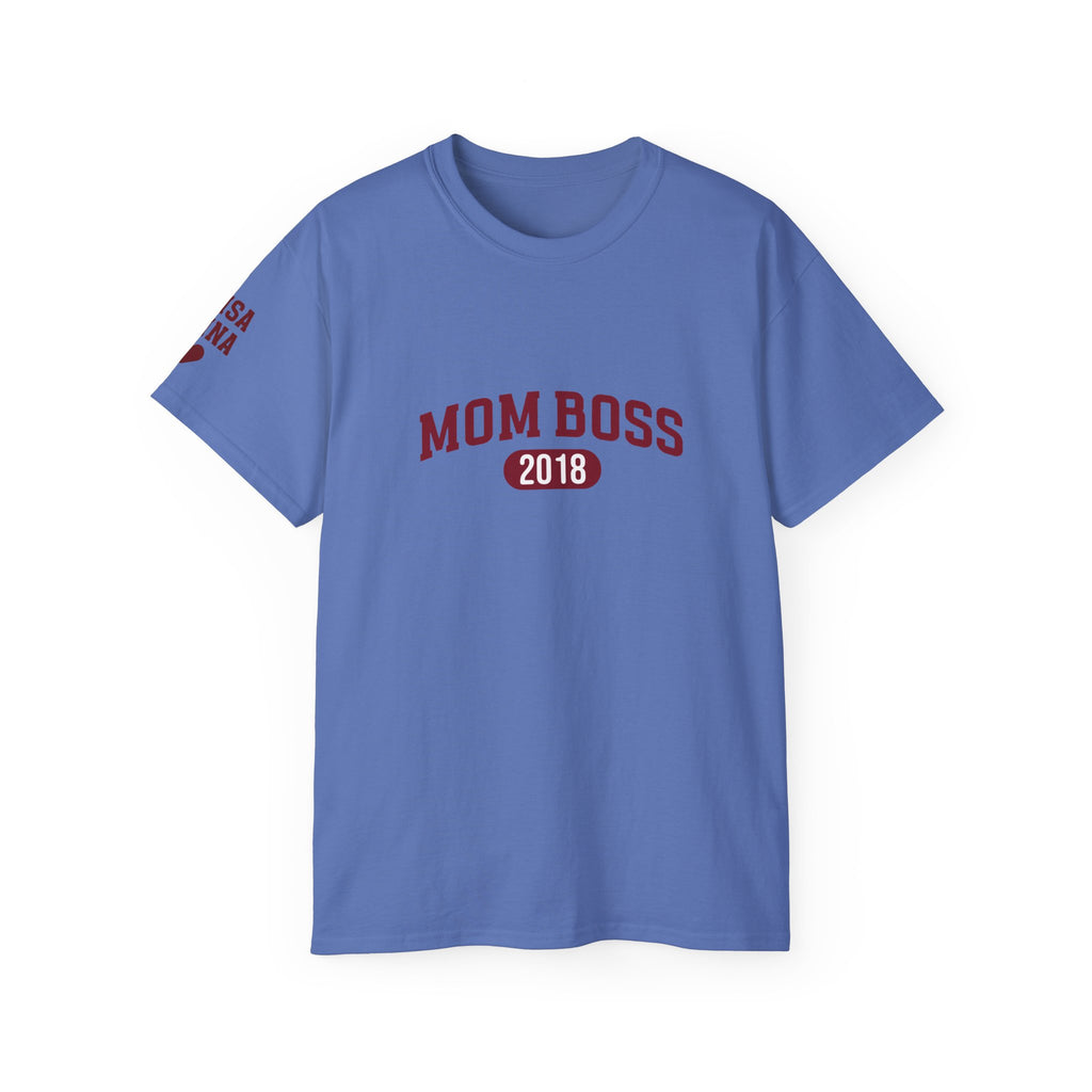 T-Shirt Mom Boss and first names on sleeve