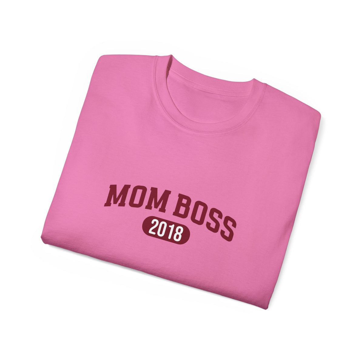 T-Shirt Mom Boss and first names on sleeve