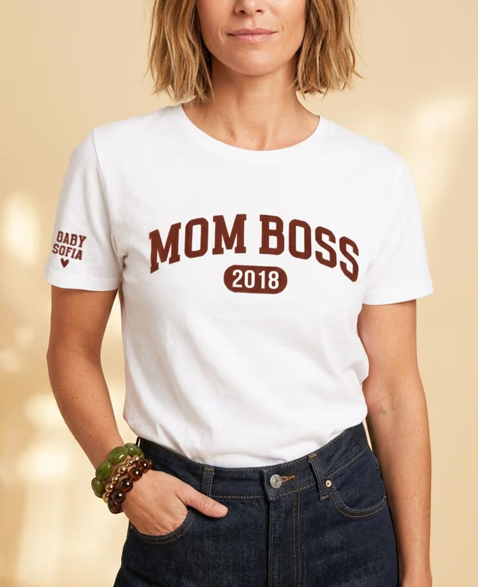 T-Shirt Mom Boss and first names on sleeve